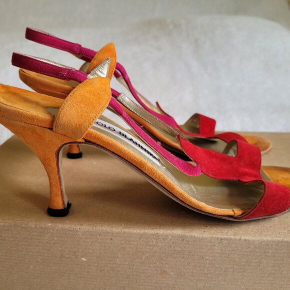 Manolo Blahnik strappy heeled suede sandals in size 36, in good condition. - Picture 2 of 5